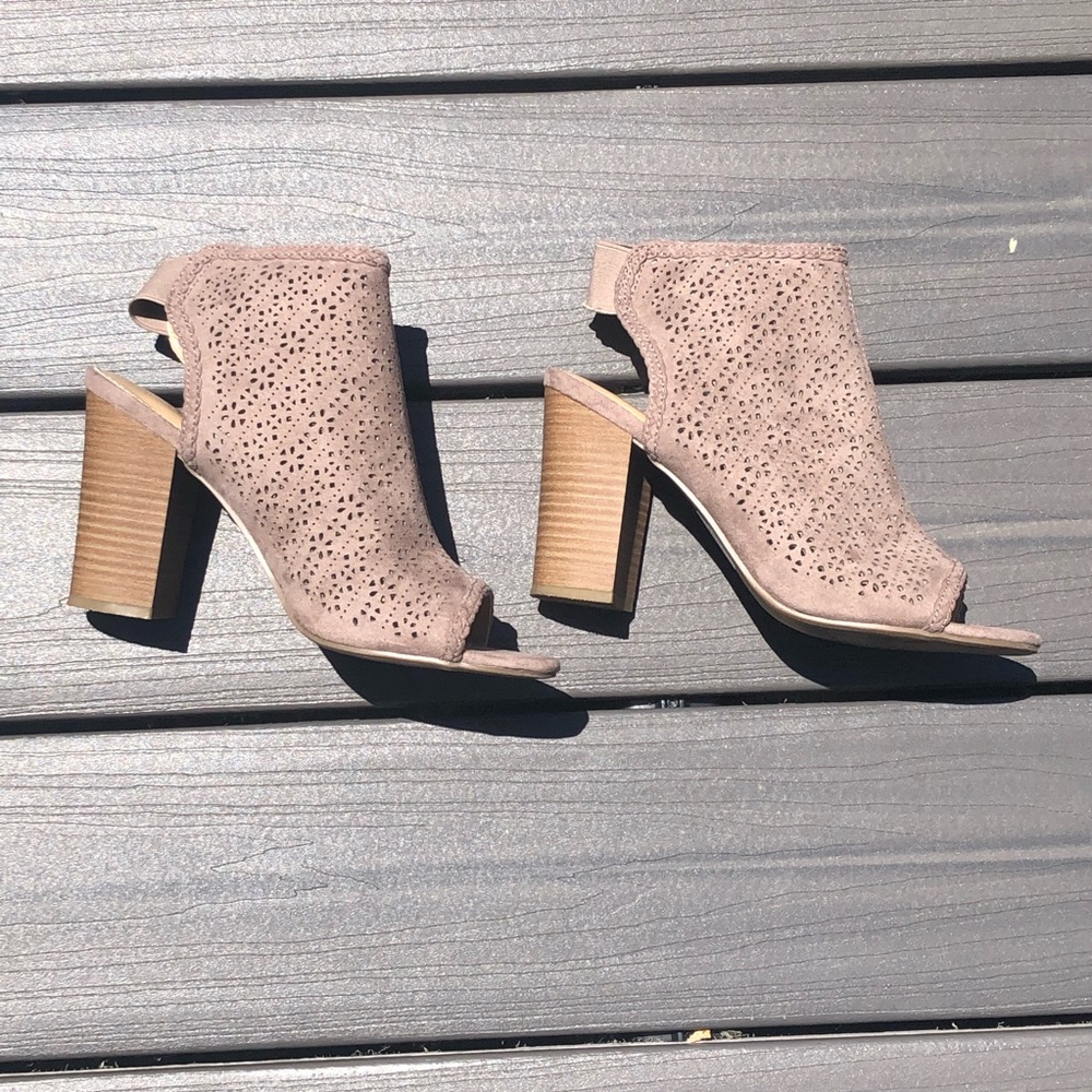 Lauren Conrad Hazelnut Taupe heels